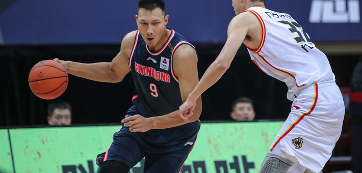 赛点一刻！米兰3：2擒获科内利亚诺，捧起意大利女排超级杯！（决胜时刻！米兰3-2力克科内利亚诺，捧起意大利女排超级杯！）