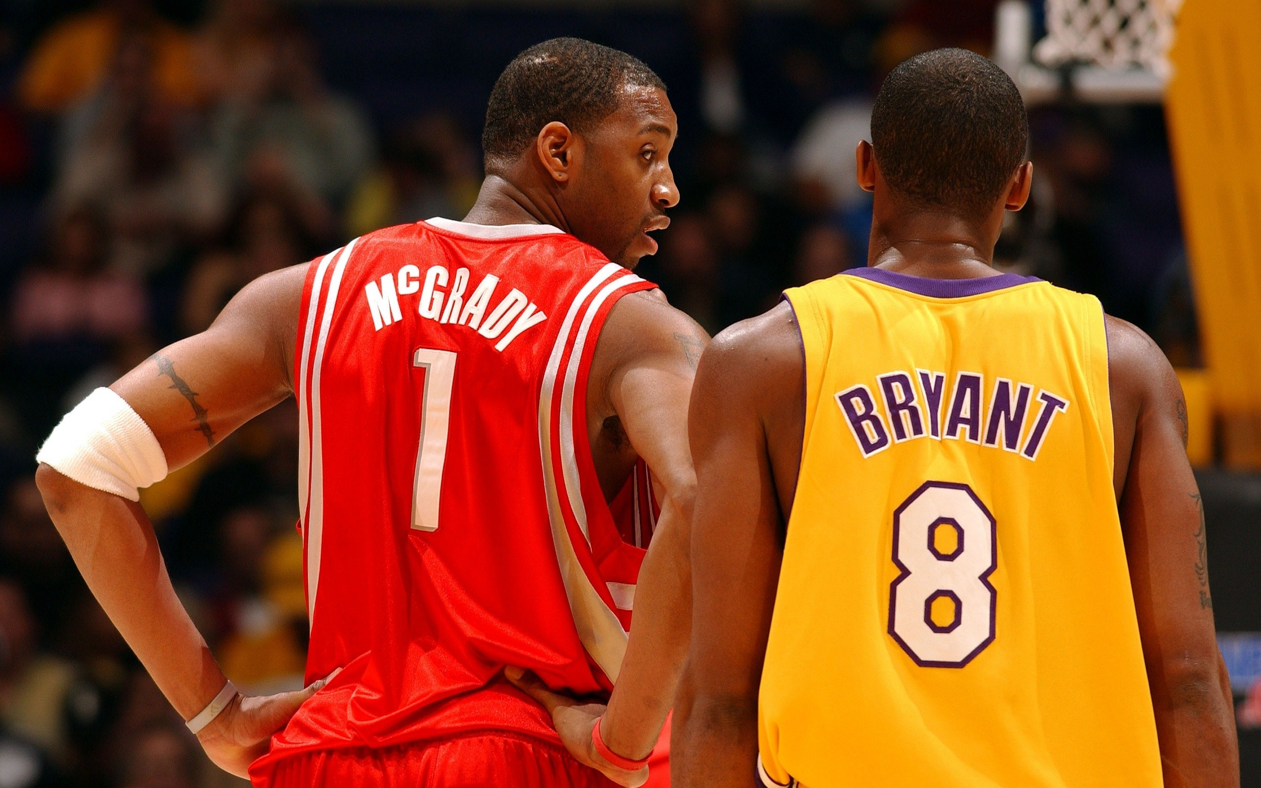 FC26欧冠黄金时刻卡：哈兰德、亚马尔、米利唐、埃斯特旺在列（FC26欧冠黄金时刻卡官宣：哈兰德、亚马尔、米利唐、埃斯特旺入选）