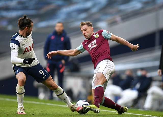 詹姆斯球队单场两人同砍35+，首次他不是其中之一（詹姆斯所在队单场两人同砍35+，生涯首次他非其一）