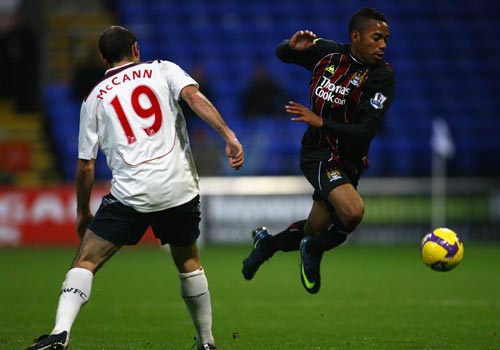 西蒙尼：我们一直在练定位球；现在不考虑前八只考虑奥维耶多（西蒙尼：定位球训练不停；当下只专注奥维耶多，暂不考虑前八）