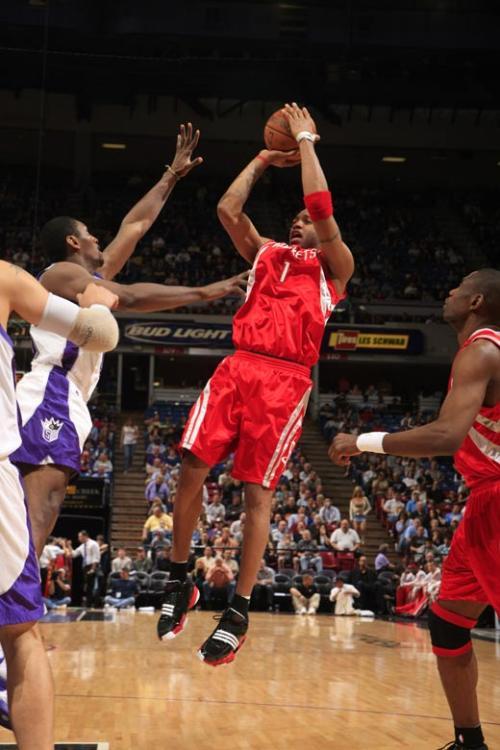 NBA球员数据榜：字母哥得分继续领先,（NBA球员数据榜：字母哥得分仍领跑）