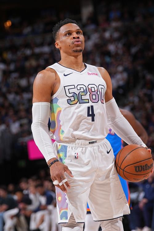 意媒：国米现场考察帕尔马中场贝尔纳韦，考虑让其做恰20替补（意媒：国米赴现场考察帕尔马中场贝尔纳韦，拟将其作为恰20的替补人选）