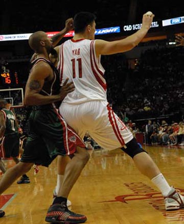 罗体：萨里向洛蒂托要求在一月引进一名高水平中场球员（罗体：萨里要求洛蒂托在冬窗引进一名高水准中场）